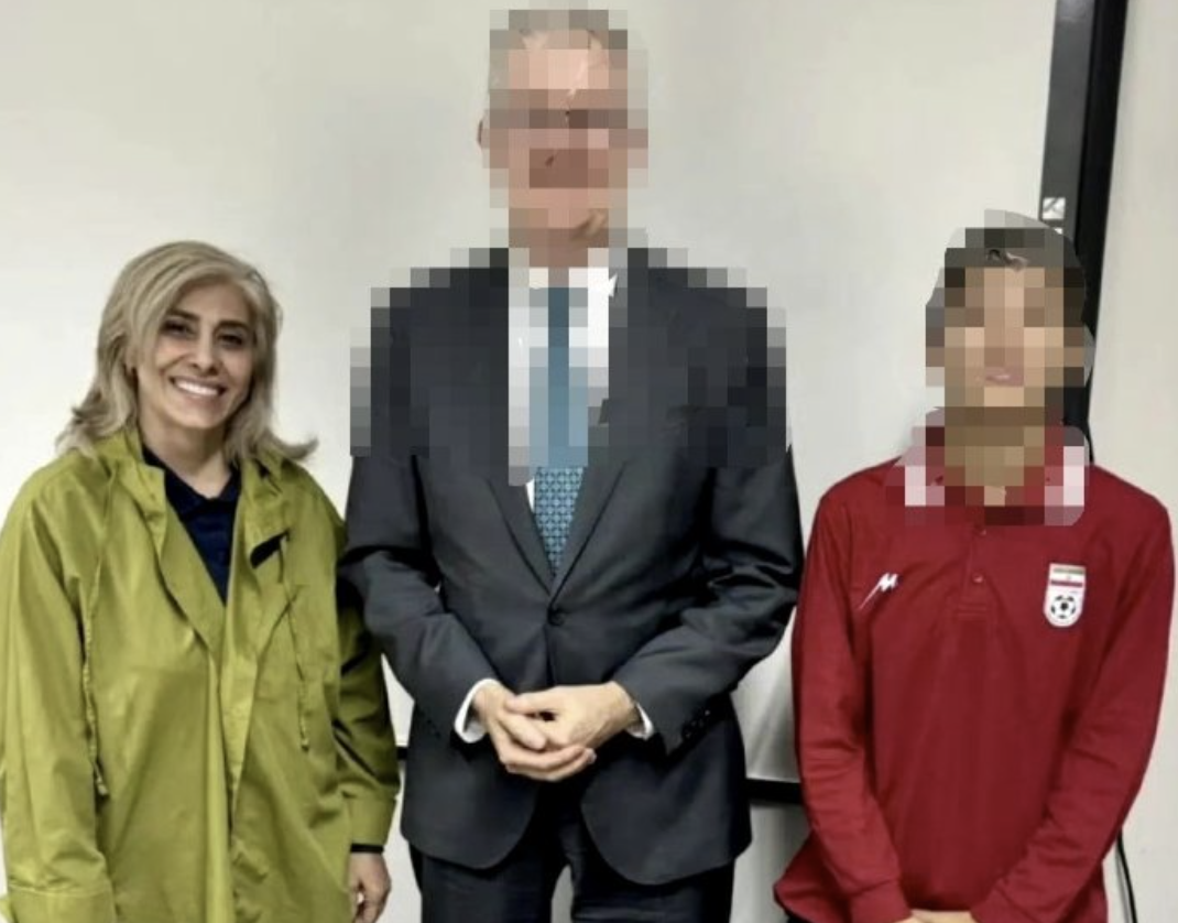 九游体育官网-间谍大戏!曝伊朗女足逃离7人中1人是卧底:故意留下 计划已成功